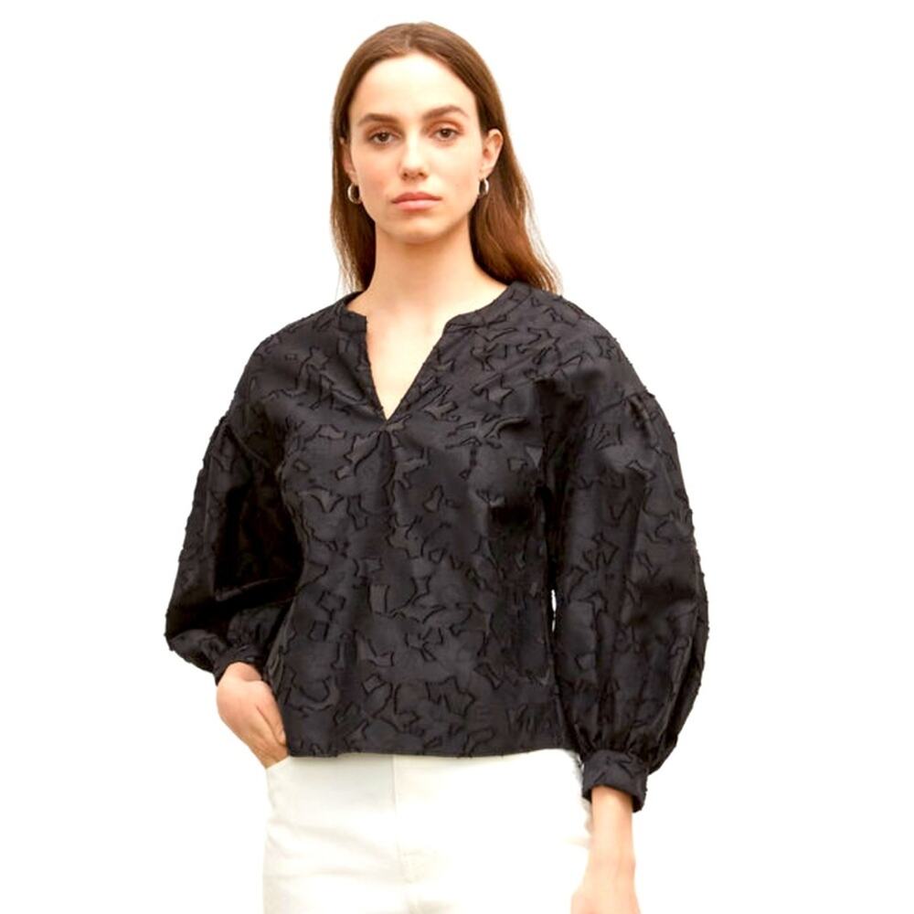 Club Monaco Sculptured Sleeve Top